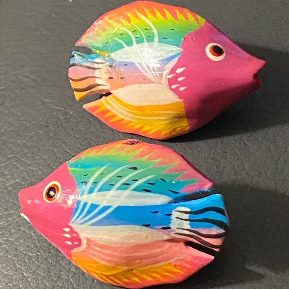 Vintage Colorful Wooden Hand Crafted Earrings Pierced Tropical Fish Design